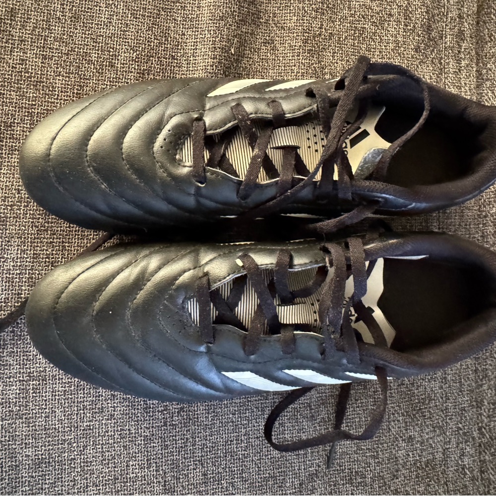 Adidas Men's Black Soccer Shoes